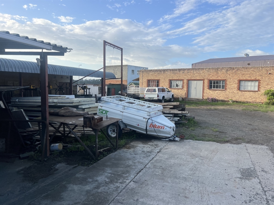 Commercial Property for Sale in Beacon Bay Eastern Cape